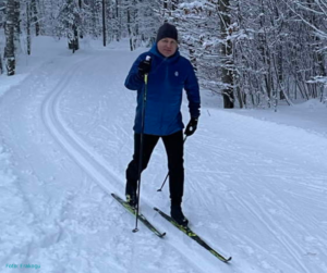 Dr Eero Merilind suusatamas Nõmmel. Foto: erakogu